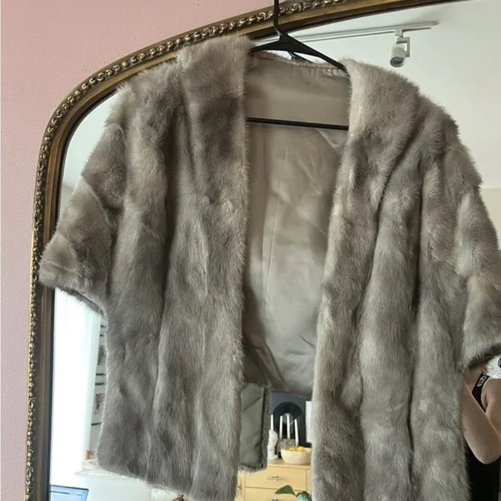 Rare Vintage Genuine Mink Half Sleeve Cape Coat Gem